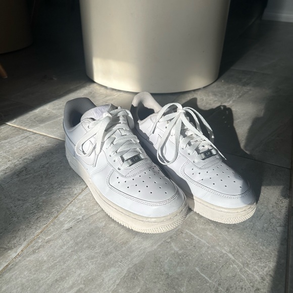 [NIKE] Air Force 1s 07 - Picture 2 of 11